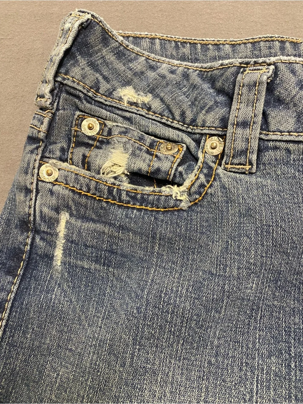 Silver Jeans Women's Tuesday Blue Bootcut Jeans Medium Wash Size 29/35